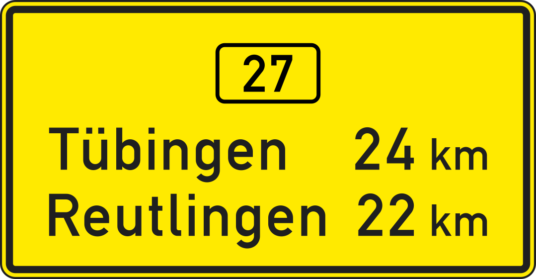 Entfernungstafel auf autobahnähnlich ausgebauten, zwei bahnigen Straßen Entfernungstafel auf autobahnähnlich ausgebauten, zwei bahnigen Straßen